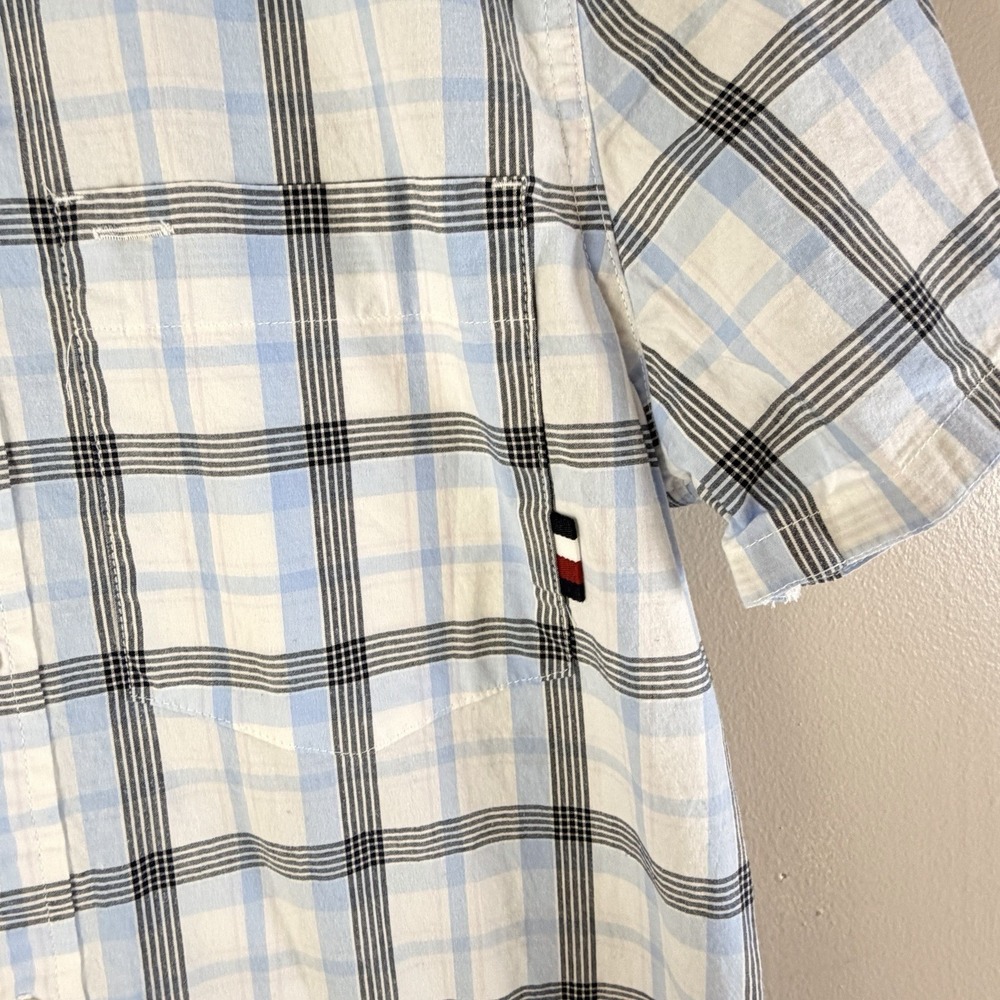 Tommy Hilfiger Men Short Sleeve Button Up M Preppy Coastal Dadcore Casual Sh - Picture 3 of 7